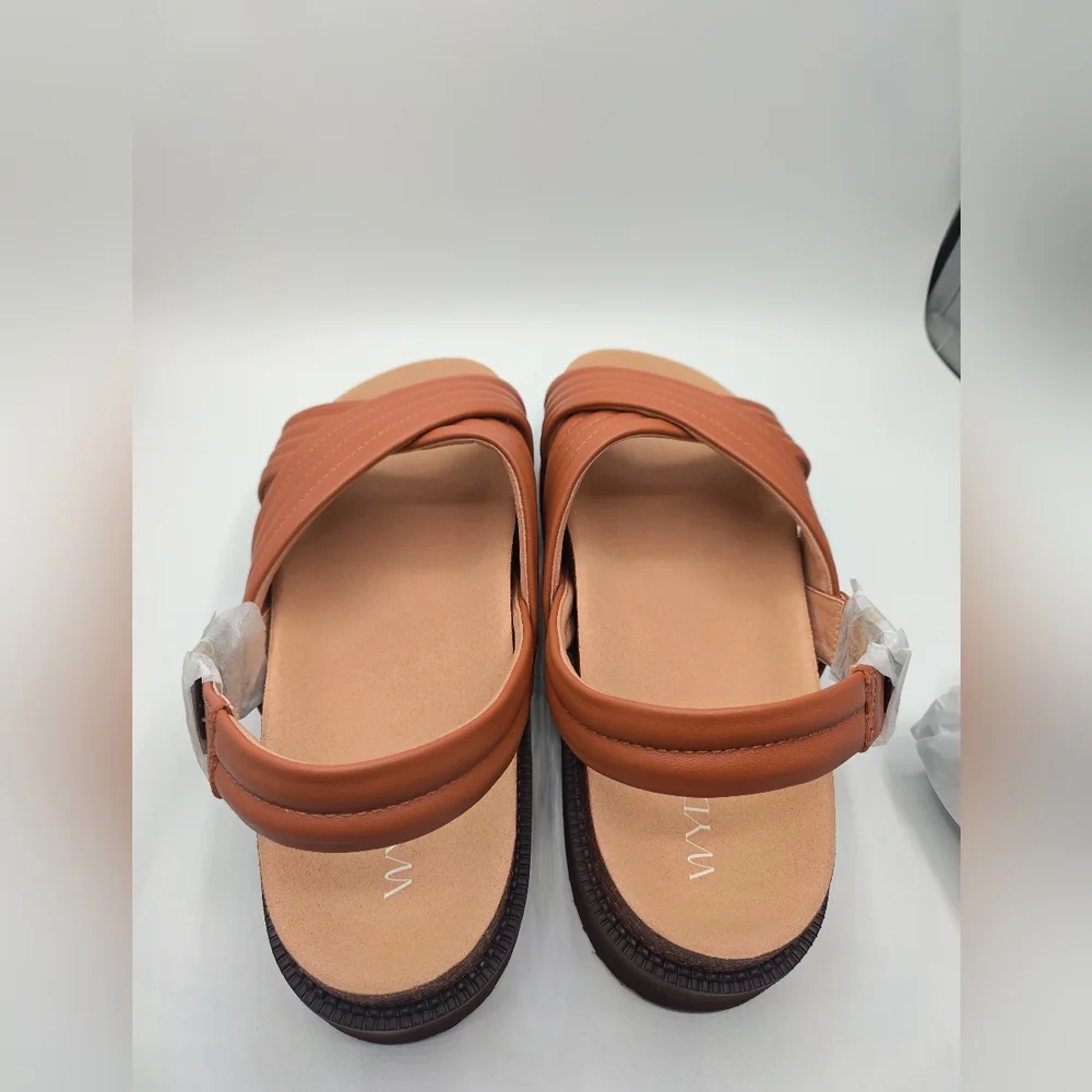 Leather Sutton Footbed Sandals -NWB - Picture 5 of 8